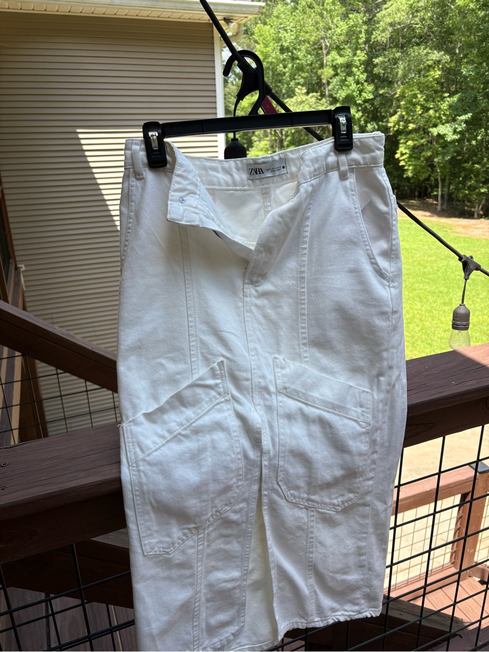 Zara White Midi Skirt with Front Patch Pockets